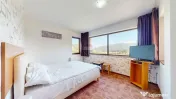 Pensiune în funcțiune | 10 camere | Teren 4.000 mp | Brădet – Săcele 