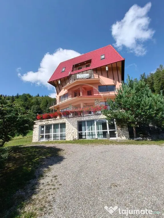 Pensiune în funcțiune | 10 camere | Teren 4.000 mp | Brădet – Săcele - Sacele (Brasov)