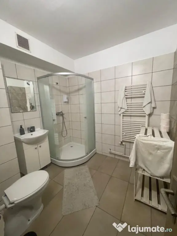 Casa 6 camere, 197 mp utili, P+1+M, teren 350 mp, Craiova, a - Craiova (Dolj)