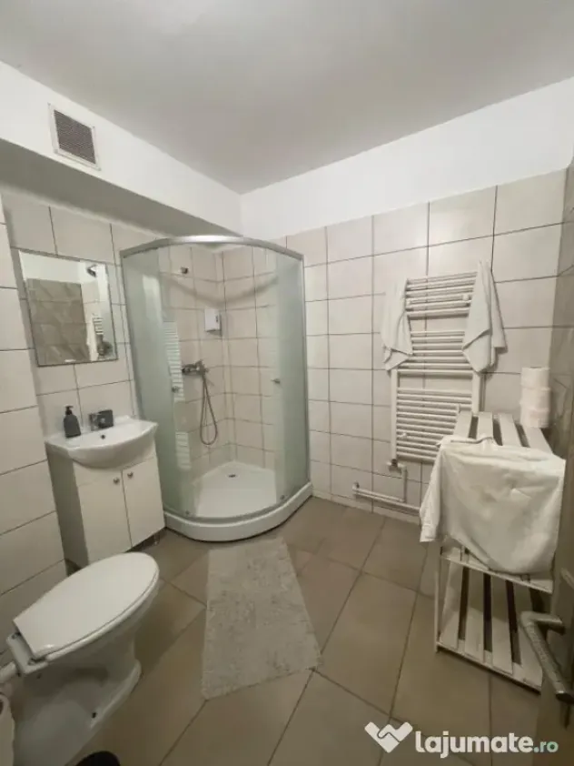 Casa 6 camere, 197 mp utili, P+1+M, teren 350 mp, Craiova, a - Craiova (Dolj)