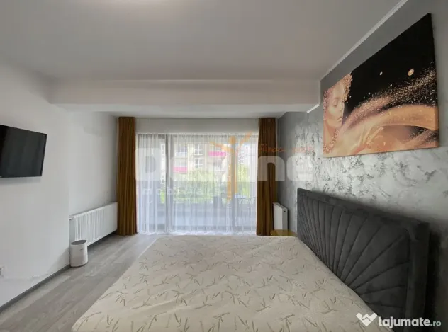 Garsoniera lux cu balcon si loc de parcare inclus, cu bariera, Coresi - Brasov (Brasov)