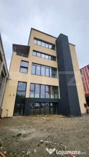 Clădire P+4, cu lift, spatiu Birou Targu Mures 