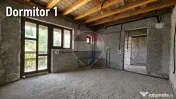 Casa la rosu in Poiana Tapului, Busteni, 3 dormitoare cu baie proprie 