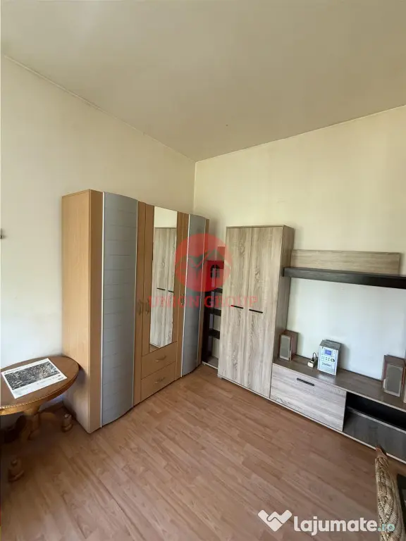 Garsoniera Spatioasa de | Zona Poarta 6 - Constanta (Constanta)