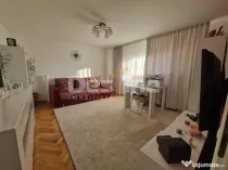 Apartament 3 camere de vanzare