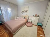 Apartament 3 camere de vanzare 