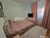 Apartament 3 camere de vanzare 