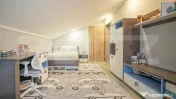 Apartament/Penthouse spatios cu 4 camere în Rasnov 