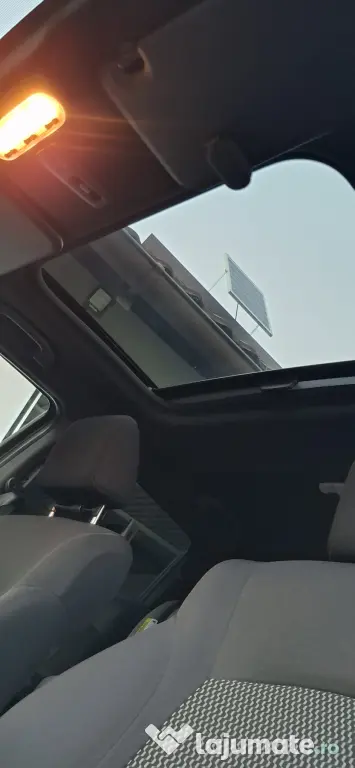 Autoturism Nissan juke
