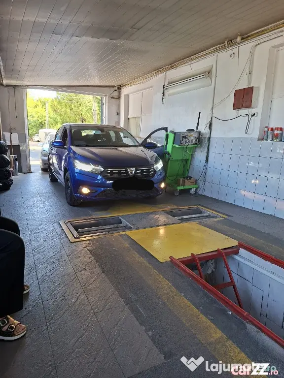 Sandero 2021 13700 km - Bucuresti (Bucuresti-Ilfov)