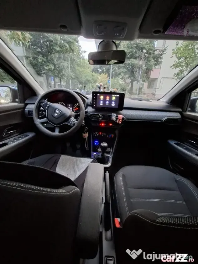 Sandero 2021 13700 km - Bucuresti (Bucuresti-Ilfov)