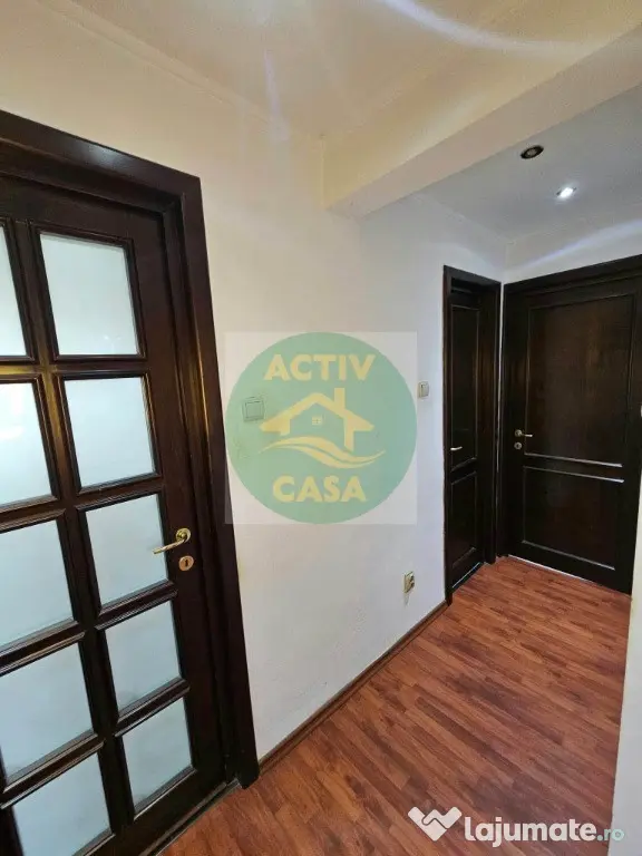 APARTAMENT 2CAMERE DEVÂNZARE – ETAJ 1, BULEVARDUL CENTRAL - Roman (Neamt)