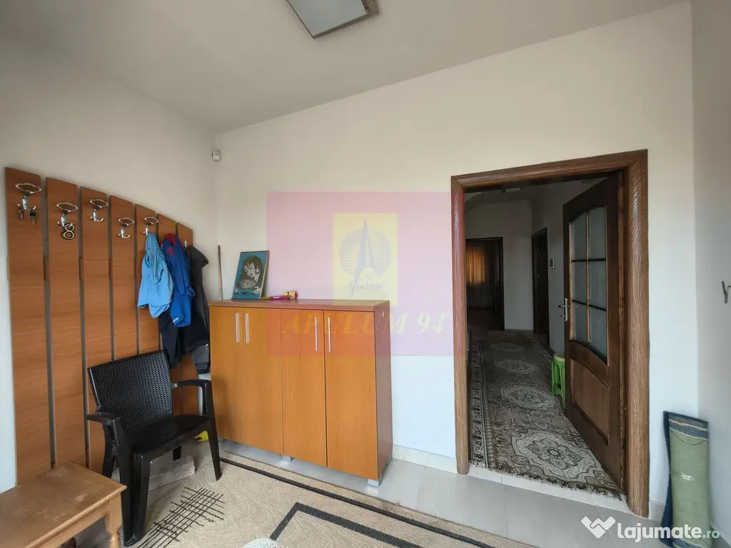 Vilă individuală cu 5 camere, curte proprie în Afumați lângă primărie - Afumati (Bucuresti-Ilfov)