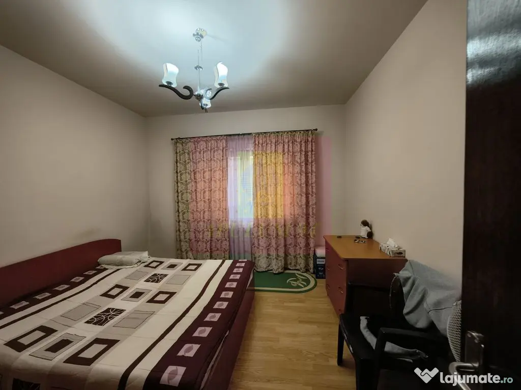 Vilă individuală cu 5 camere, curte proprie în Afumați lângă primărie - Afumati (Bucuresti-Ilfov)
