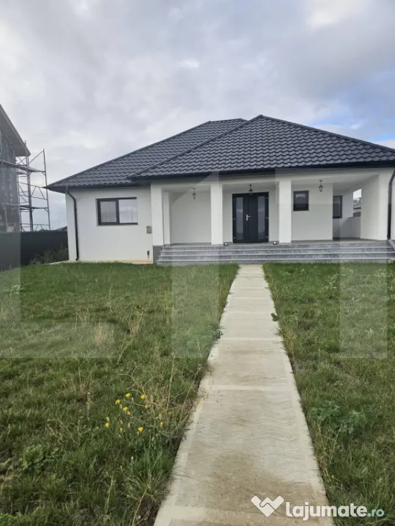 Casă individuală, 154 mp, teren 700 mp, Cartier Dobosari - Botosani (Botosani)