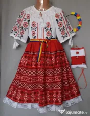 Costum popular pentru copii 8-9-10-11-12-13 ani, 275 lei 