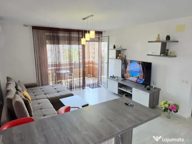 Studio Urban Coresi +loc parcare privat+boxă - Brasov (Brasov)