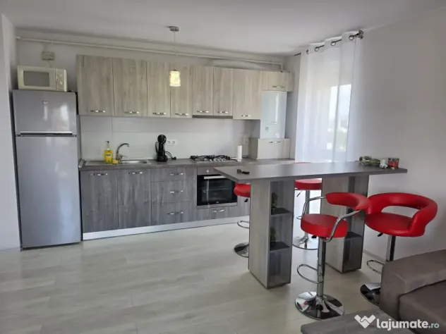 Studio Urban Coresi +loc parcare privat+boxă - Brasov (Brasov)