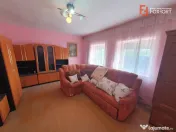 Casa de vanzare cu 3 camere | Necesita renovare - Deta 