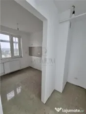 Dambovita, 2 Camere, Renovat, Decomandat, Lift 
