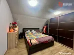 Apartament 2 camere la curte comuna de vanzare, zona Traian
