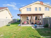 Casa tip duplex cu 3 camere de vanzare in Bucovat 