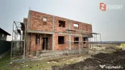 Duplex cu 5 camere si 3 bai, Pozitie excelenta Giarmata Vii 