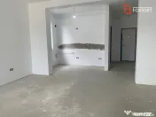 Apartament cu 3 camere si curte de 71 mp - Dumbravita 