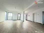 Casa individuala cu 4 camere, situata la drum asfaltat in Sa 