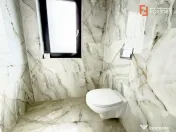 Casa individuala cu 4 camere, situata la drum asfaltat in Sa 