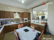 Casa Individuala cu 4 camere, echipata cu panouri, pompa de 