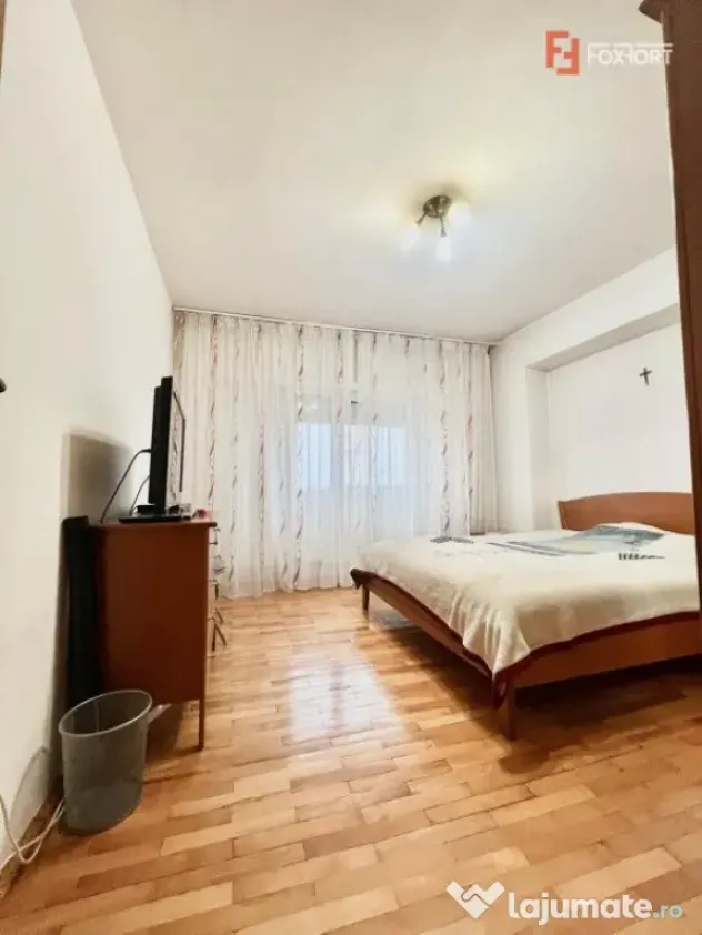 Apartament cu 3 camere, etaj 5 de vanzare, zona Lunei - Timisoara (Timis)