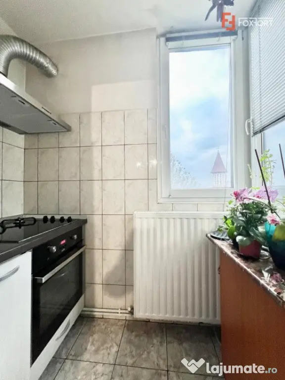 Apartament cu 3 camere, etaj 5 de vanzare, zona Lunei - Timisoara (Timis)
