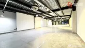 Showroom premium pe 2 nivele 560 mp, in zona Lipovei