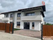 Duplex cu 5 camere si teren de 350 mp, zona Dumbravita 