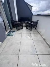 Apartament modern, terasa 30mp, parcare, zona Eroilor 