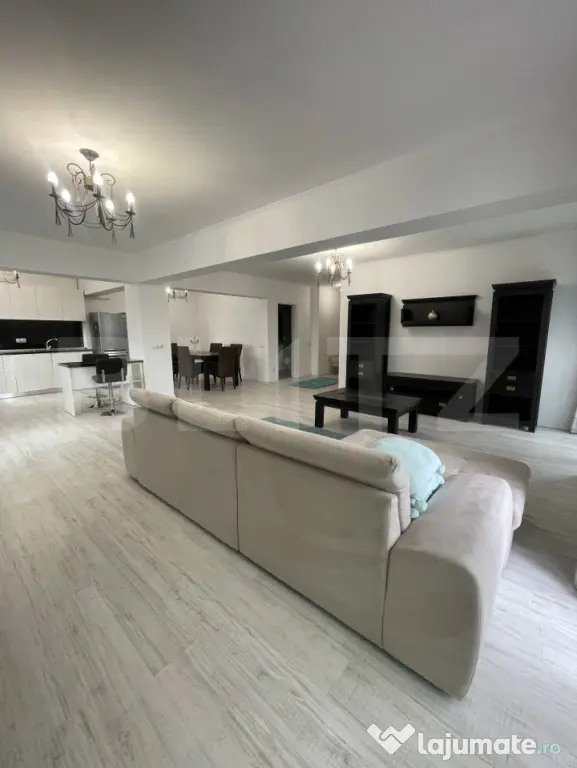 Apartament 3 camere, 125 mp total, parcare subterana, zona C - Bistrita (Bistrita-Nasaud)