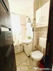 Apartament cu 2 dormitoare, living cu bucătărie open-space 