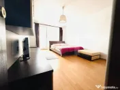 Apartament cu 2 dormitoare, living cu bucătărie open-space 