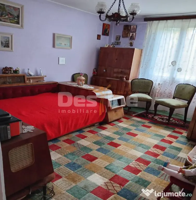 APARTAMENT 3 CAMERE DECOMANDAT SEMIDECOMANDAT - Bucuresti (Bucuresti-Ilfov)