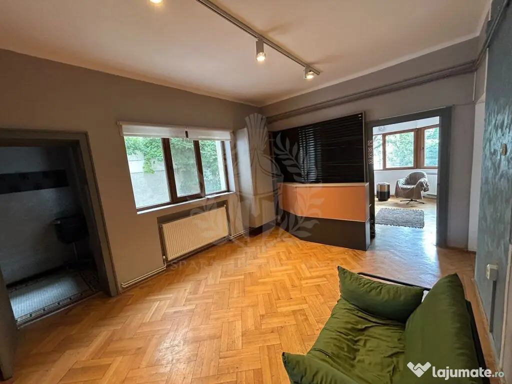 Spațiu comercial de închiriat // 105 mp// PLOIEȘTI - Ploiesti (Prahova)