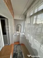 Apartament 2 camere, decomandat, boxa depozitare, 3 balcoane 