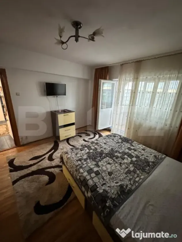 Apartament 2 camere, decomandat, boxa depozitare, 3 balcoane - Suceava (Suceava)