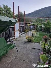 Casă cochetă și complt mobilată și utilată 