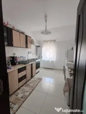 Apartament 3 camere, 81 mp, 2 balcoane, parcare | zona Steja 