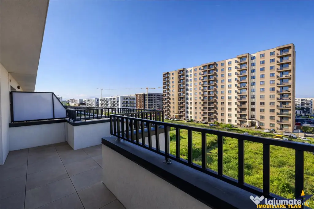 Apartament tip penthouse. mobilat, utilat, 2 terase, 100mp, - Brasov (Brasov)