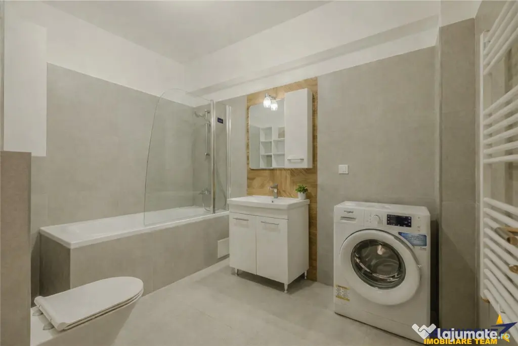 Apartament tip penthouse. mobilat, utilat, 2 terase, 100mp, - Brasov (Brasov)