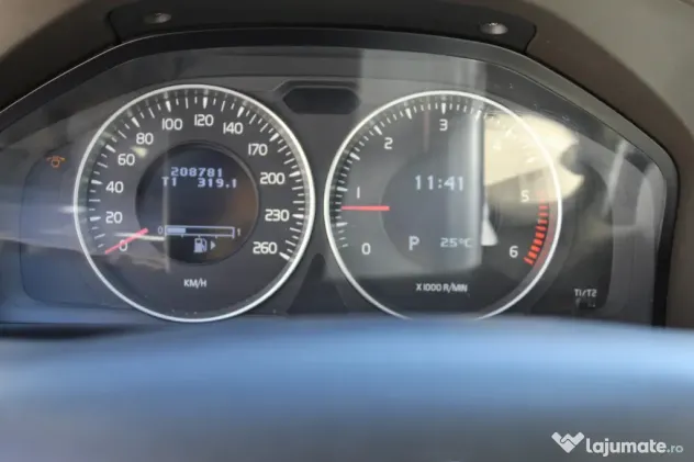Volvo xc 60 2013 2.4d4 awd ocean race