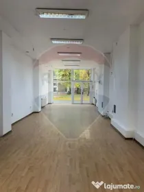 Spațiu comercial de 70mp de închiriat în zona Sasar