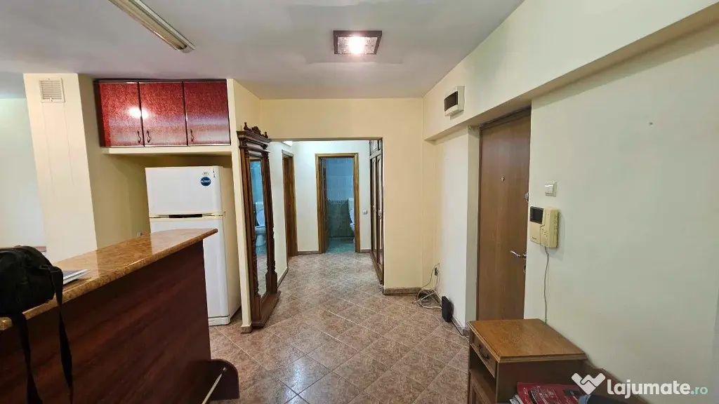 Apartament 3 camere , CENTRAL - ,INDEPENDENTEI UMF - Iasi (Iasi)